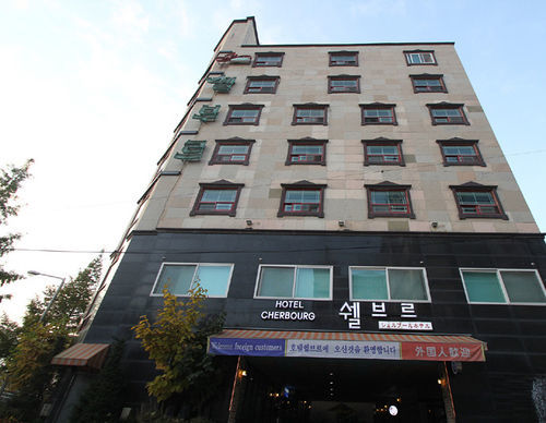 Cherbourg Hotel Чхонан Екстер'єр фото